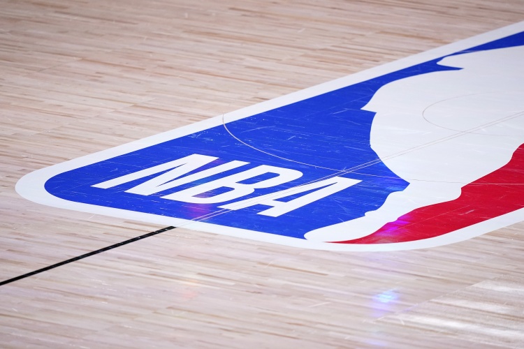 裁判嘴都吹麻了！NBA单队单场罚球最多的17场比赛：一队狂罚86个